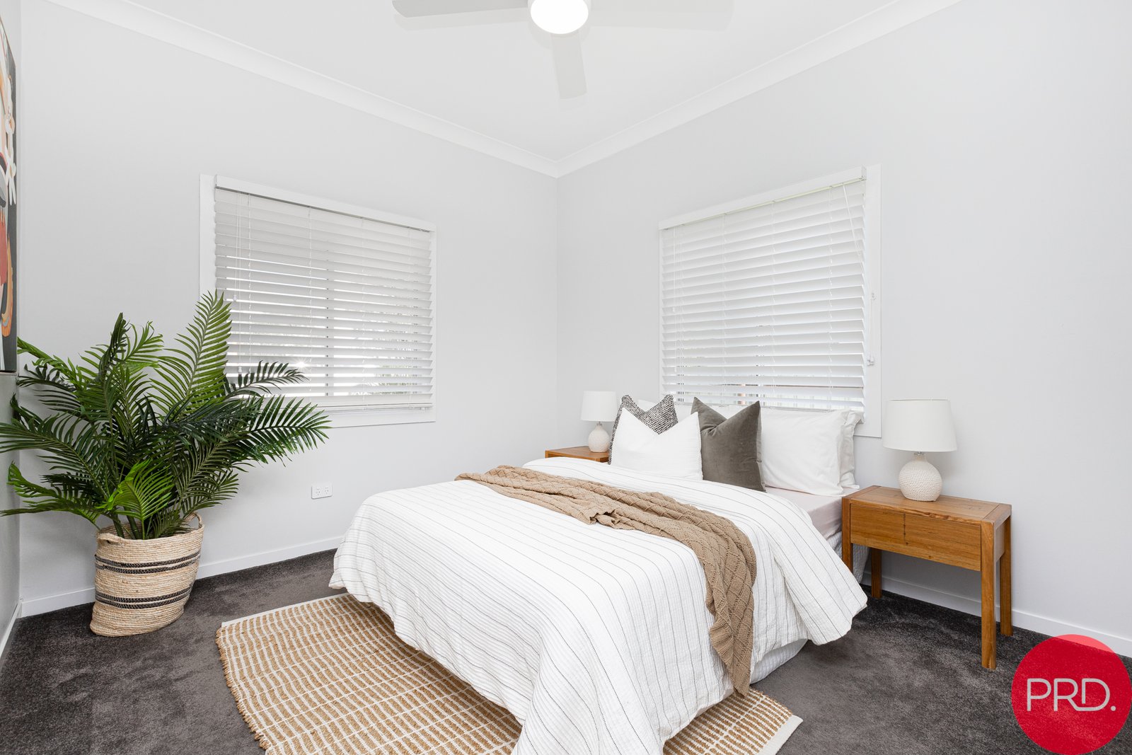 82 New England Highway LOCHINVAR 11