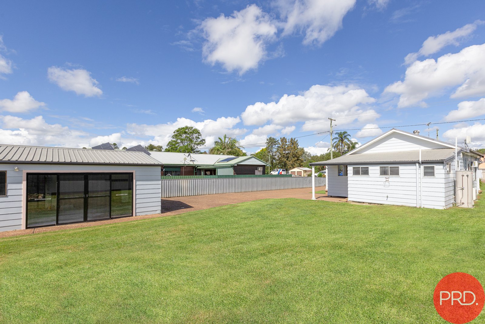 82 New England Highway LOCHINVAR 16