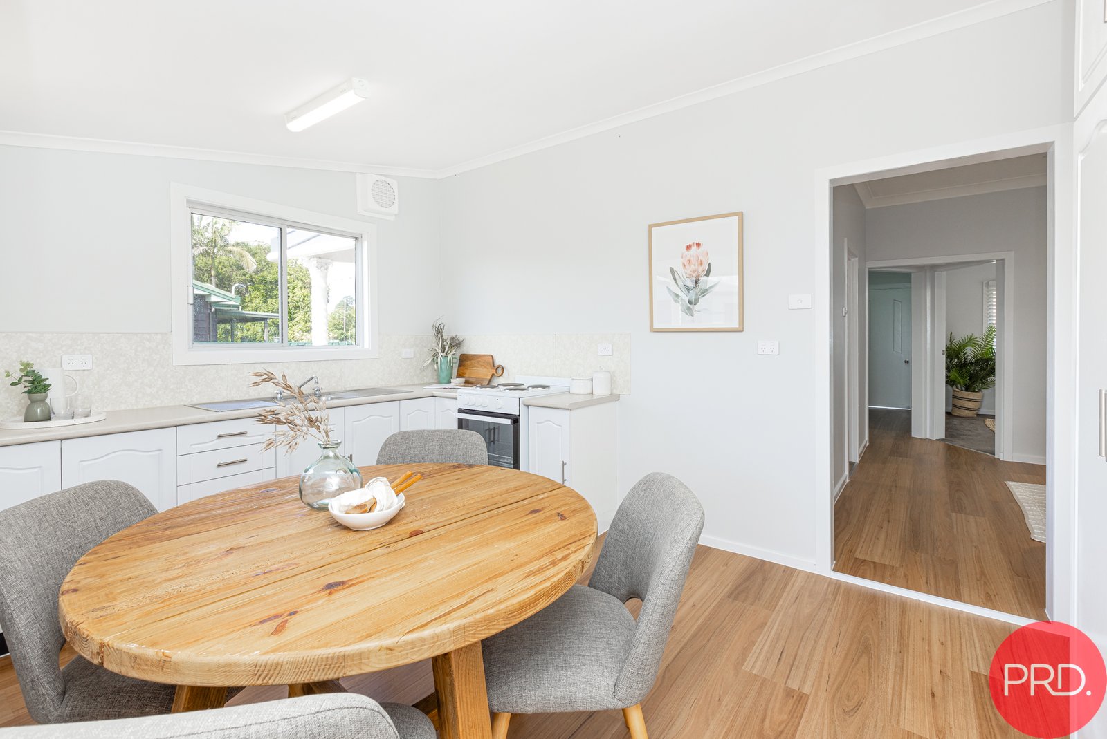 82 New England Highway LOCHINVAR 19