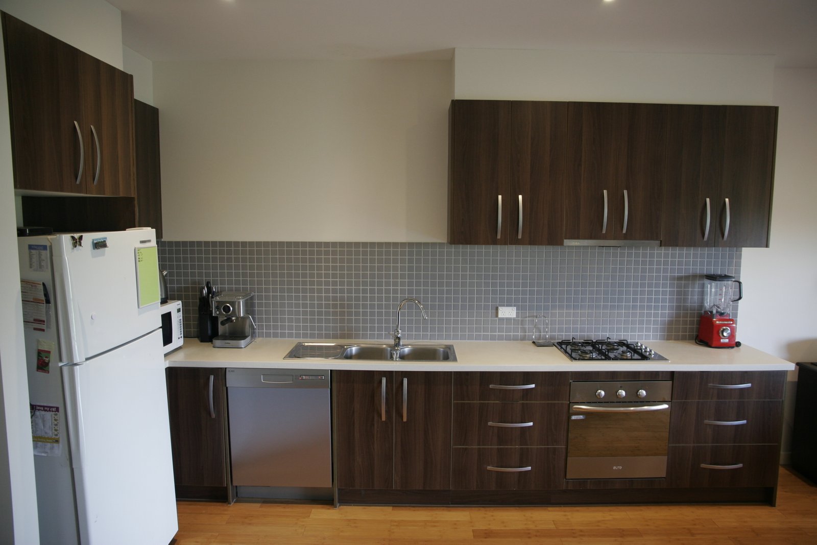 Gallery: 8/2 Newton Street