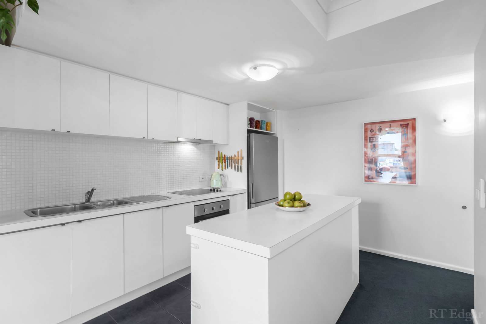 Real Estate and Property in 8/2 Pottery Court, Brunswick, VIC
