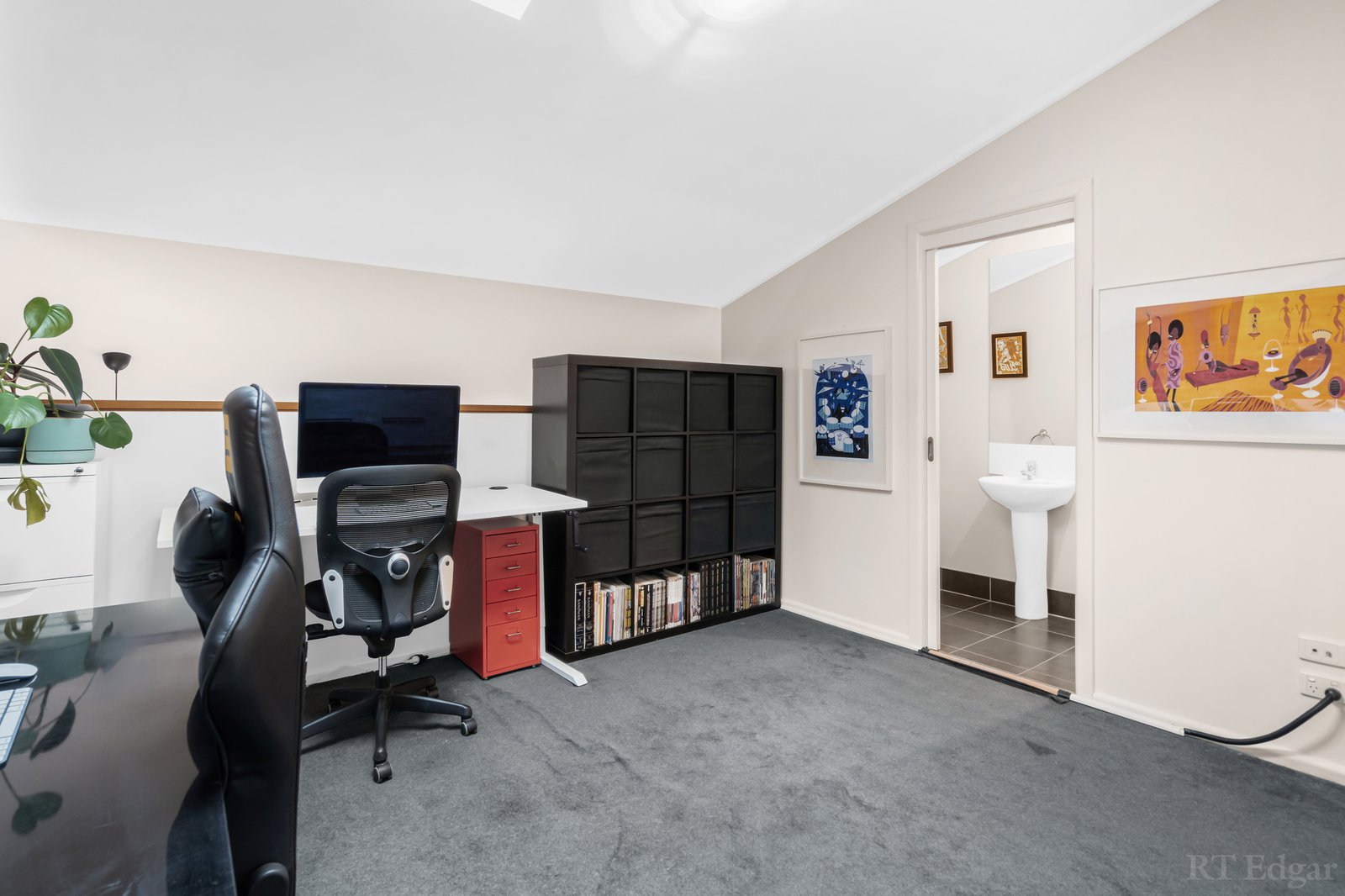 Real Estate and Property in 8/2 Pottery Court, Brunswick, VIC