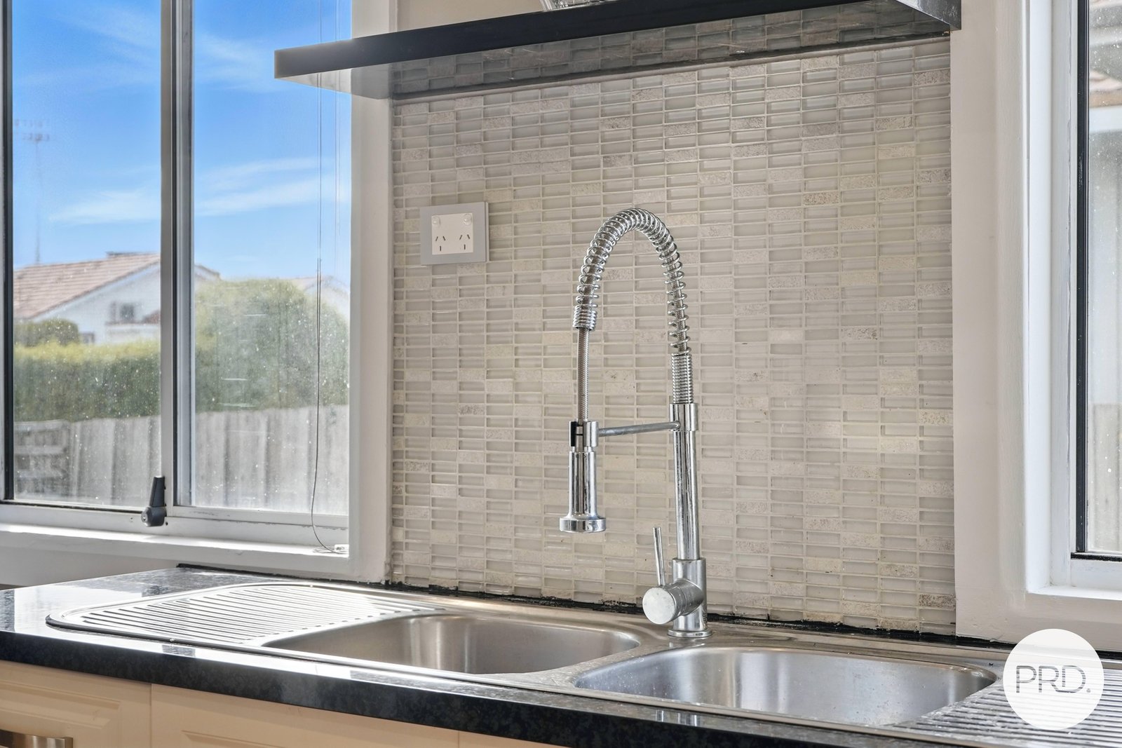 82 Renfrew Circle GOODWOOD 9