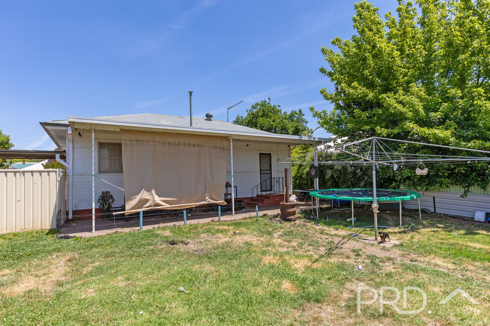 82 Russell Street TUMUT 12