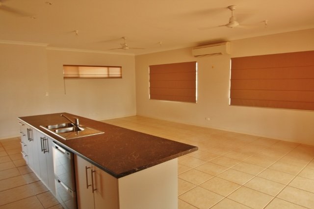 82 Sandpiper Ave  DJUGUN 4