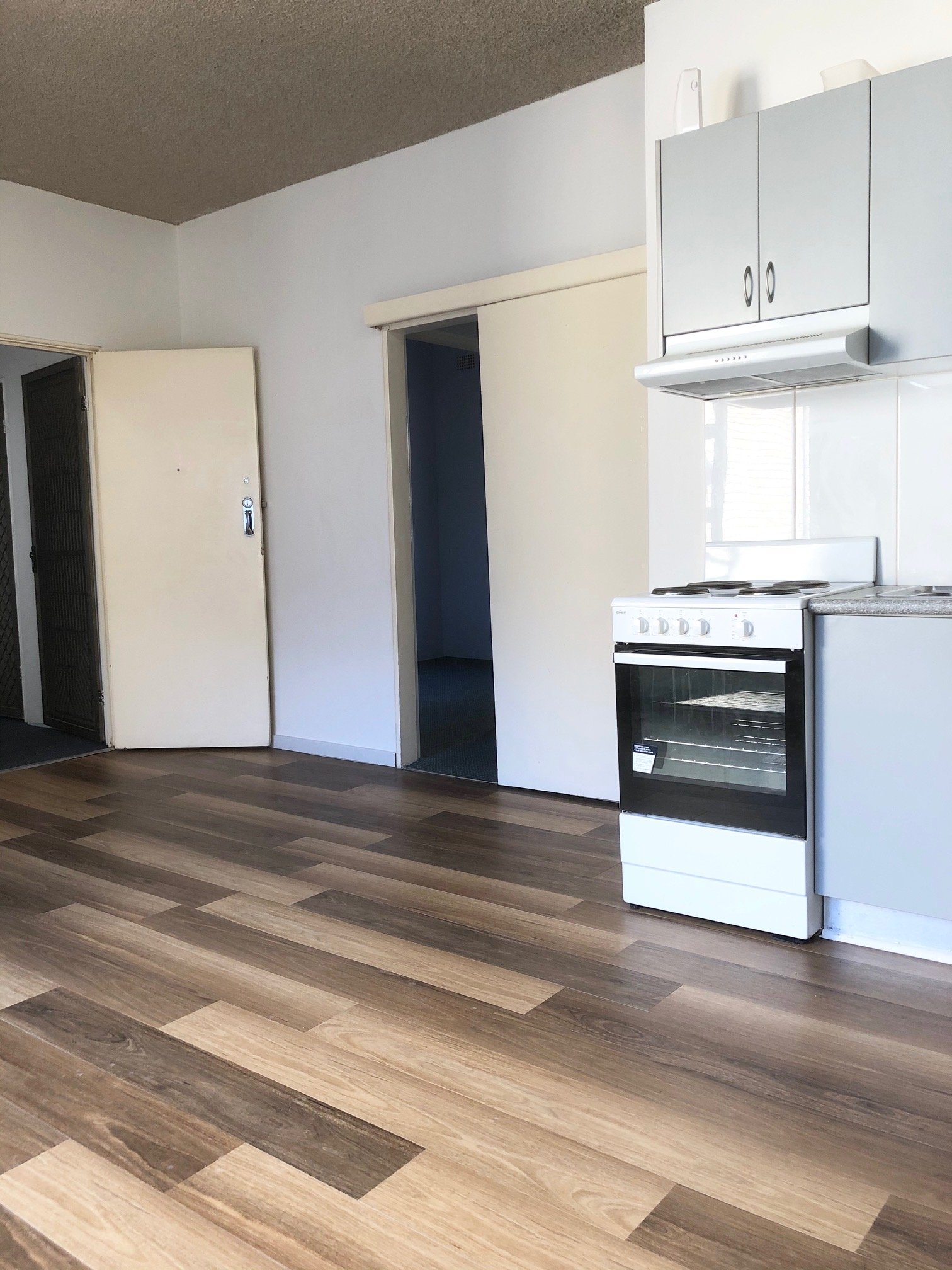 8/2 Station Street KOGARAH 4