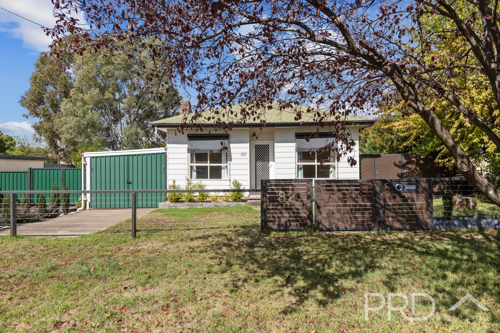 82 Sydney Street TUMUT 2