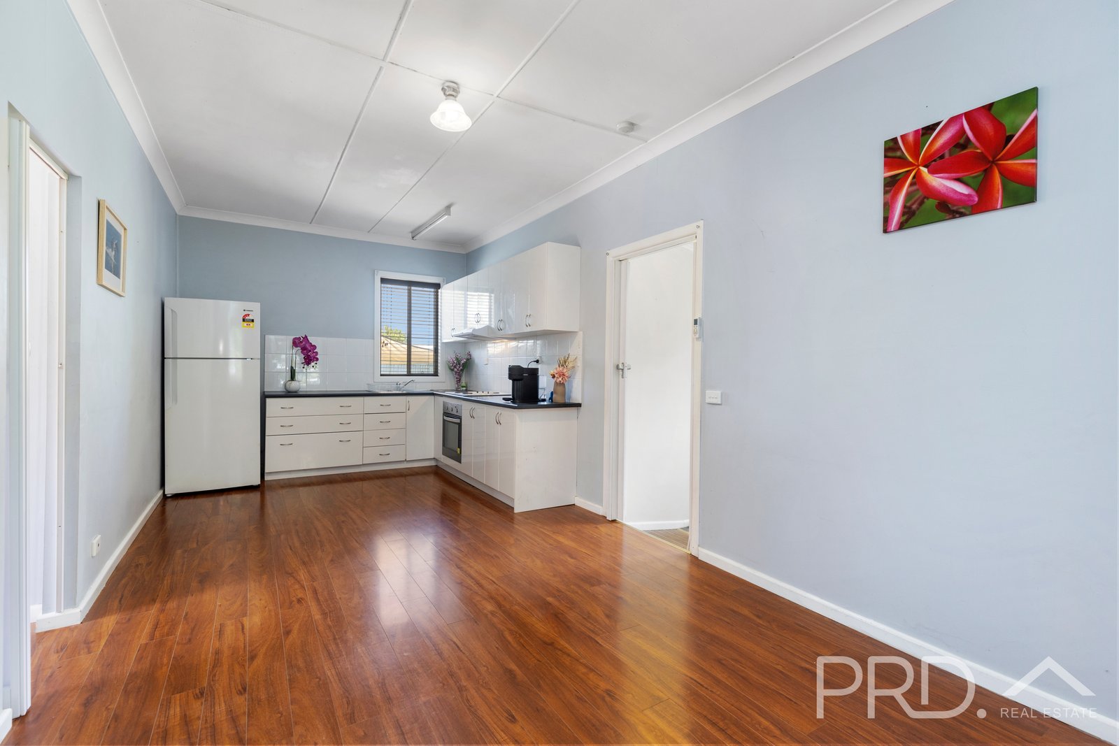 82 Sydney Street TUMUT 6