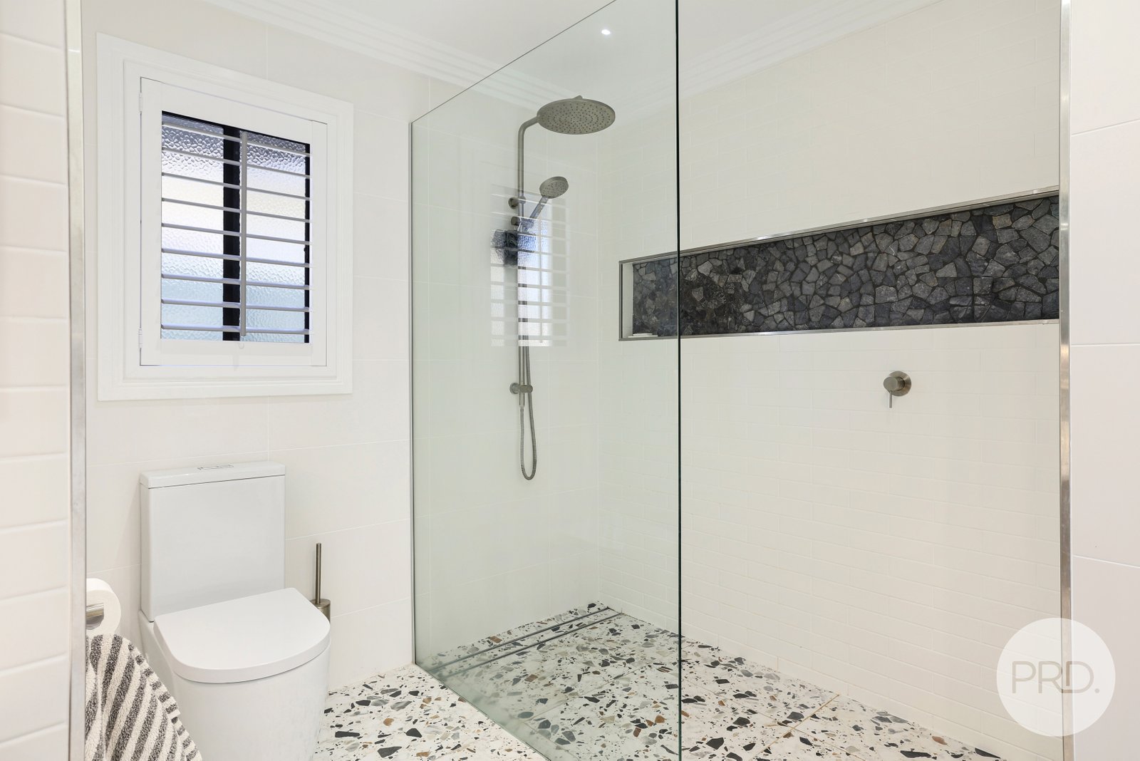 82 The Grange TAMWORTH 9