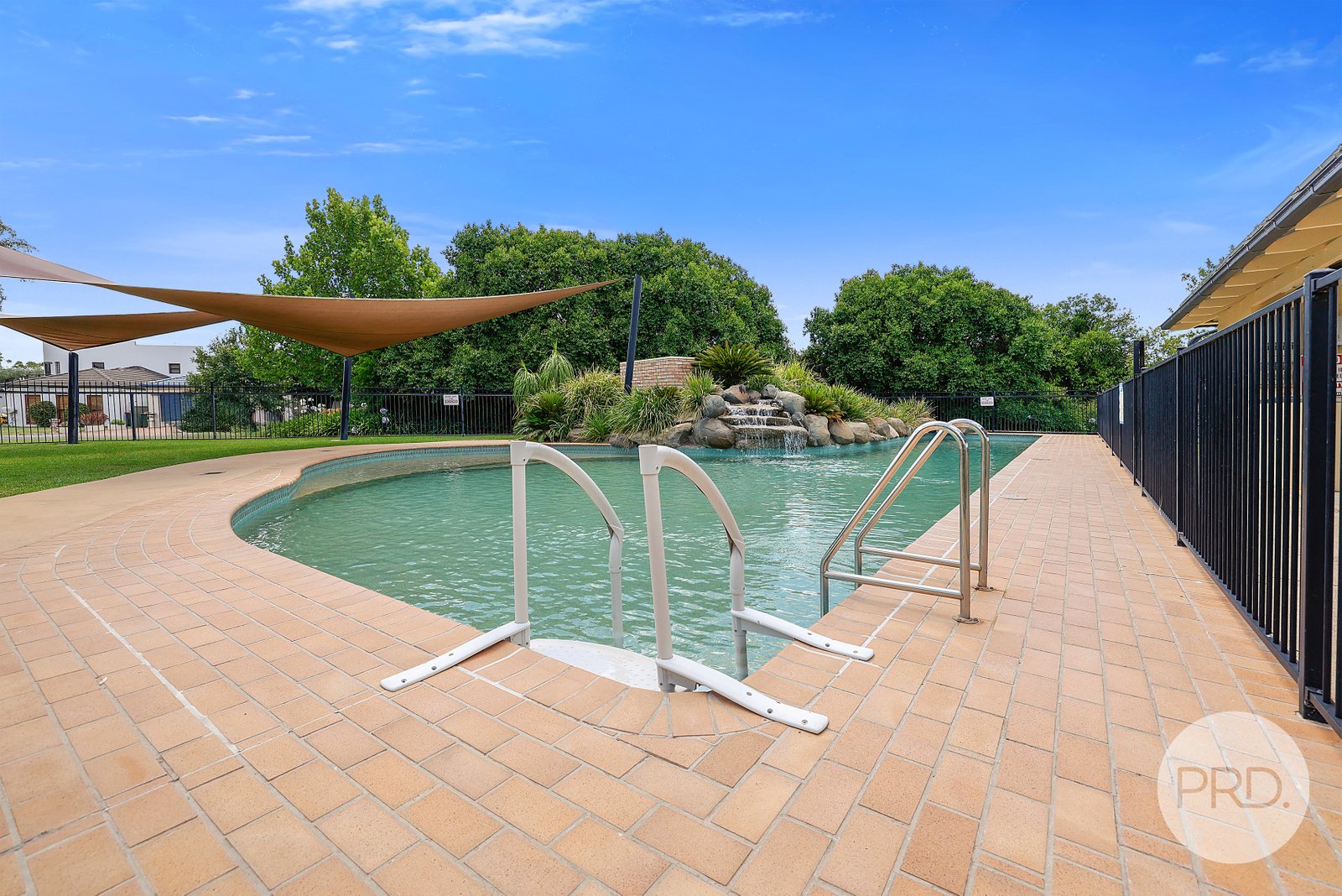 82 The Grange TAMWORTH 35