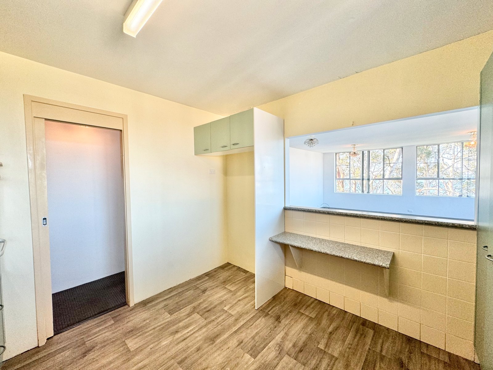 8/2 Thurlow Avenue NELSON BAY 10