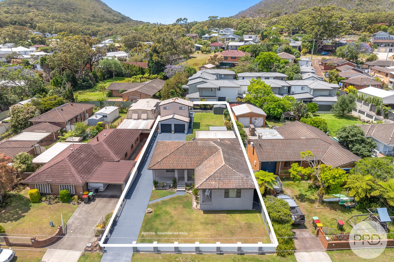 82 Tomaree Road SHOAL BAY 1