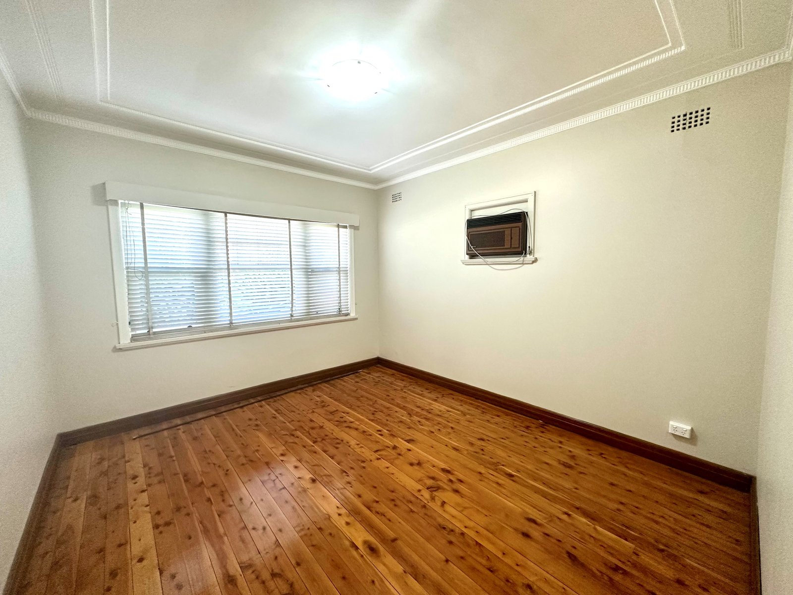 82 Tooronga Terrace BEVERLY HILLS 4