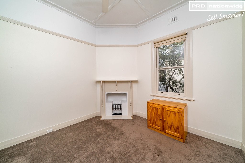 82 Trail Street WAGGA WAGGA 9