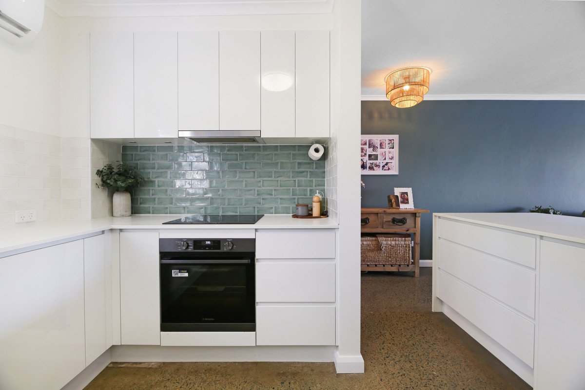 8/20-24 Barbet Place Burleigh Waters 7
