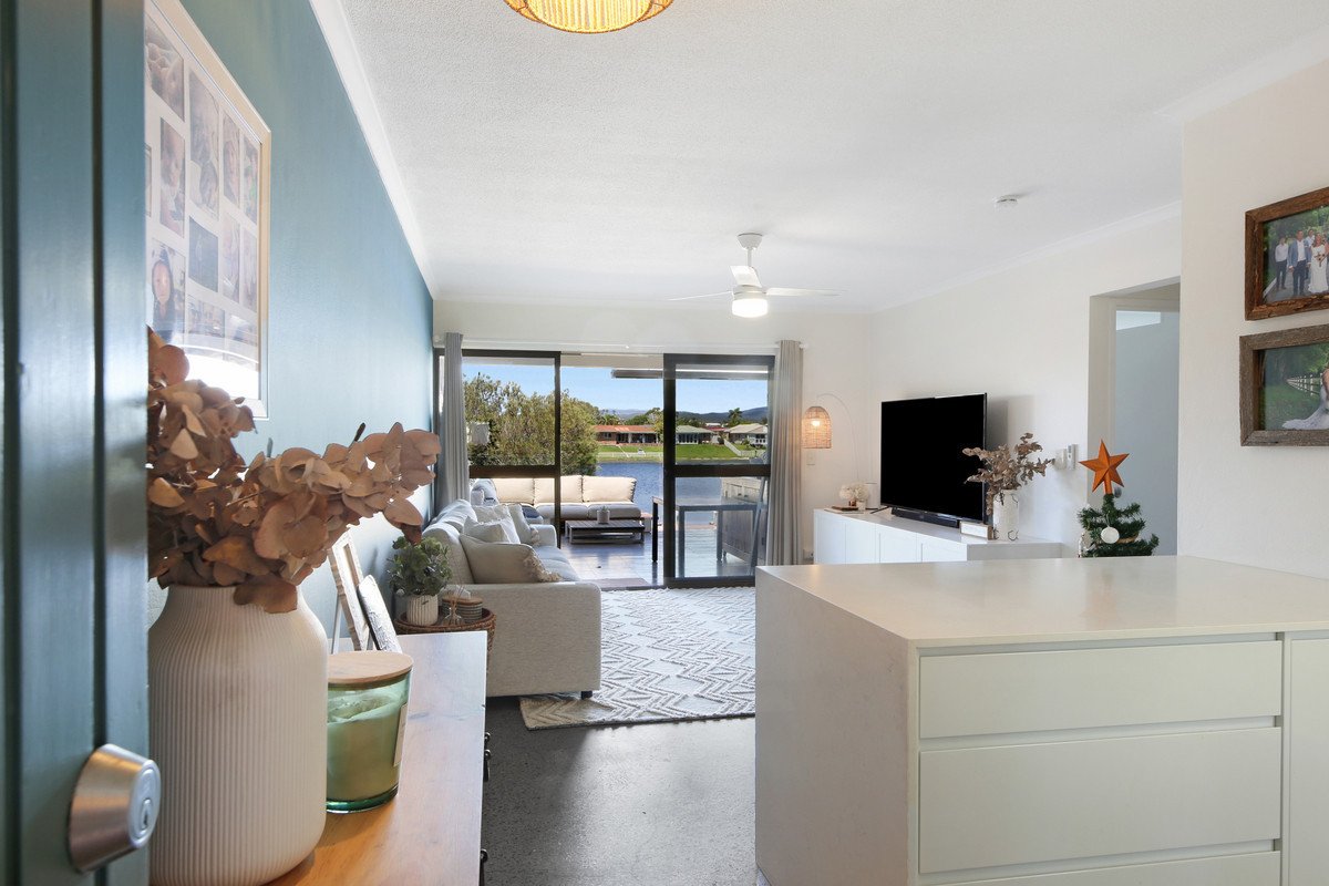 8/20-24 Barbet Place Burleigh Waters 5