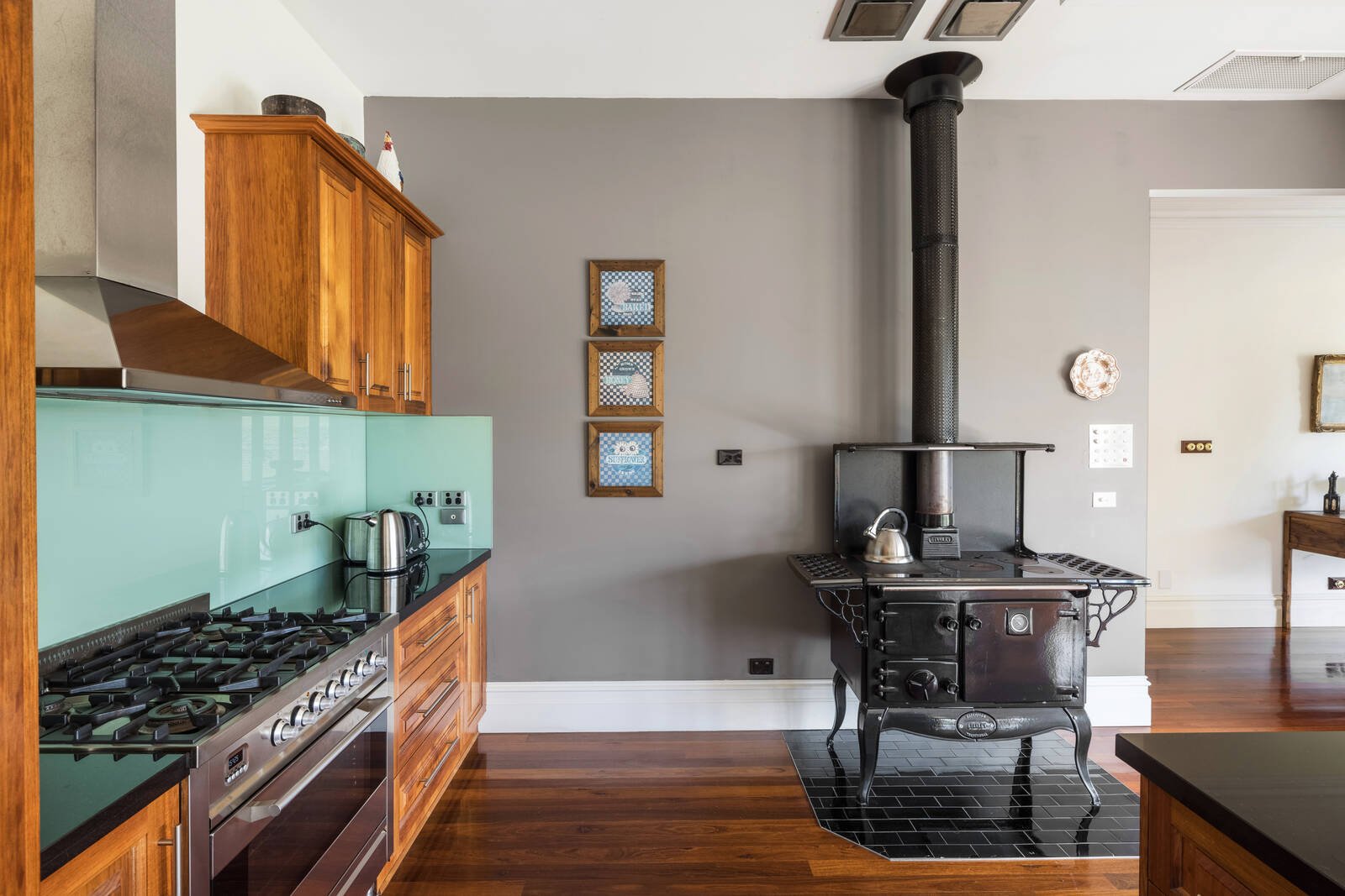 Real Estate and Property in 820 Lancefield-Tooborac Road, Nulla Vale, VIC