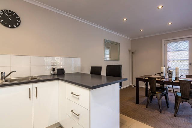 8/20 Lincoln Street LINDISFARNE 3