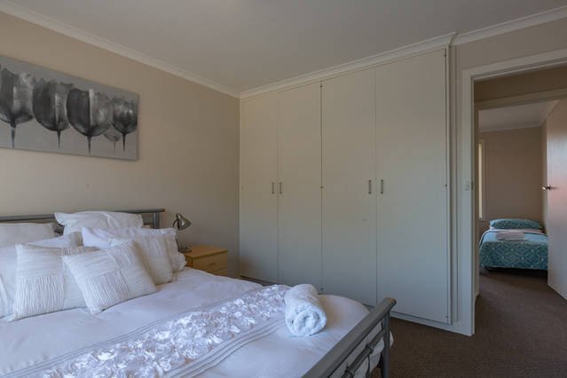 8/20 Lincoln Street LINDISFARNE 13