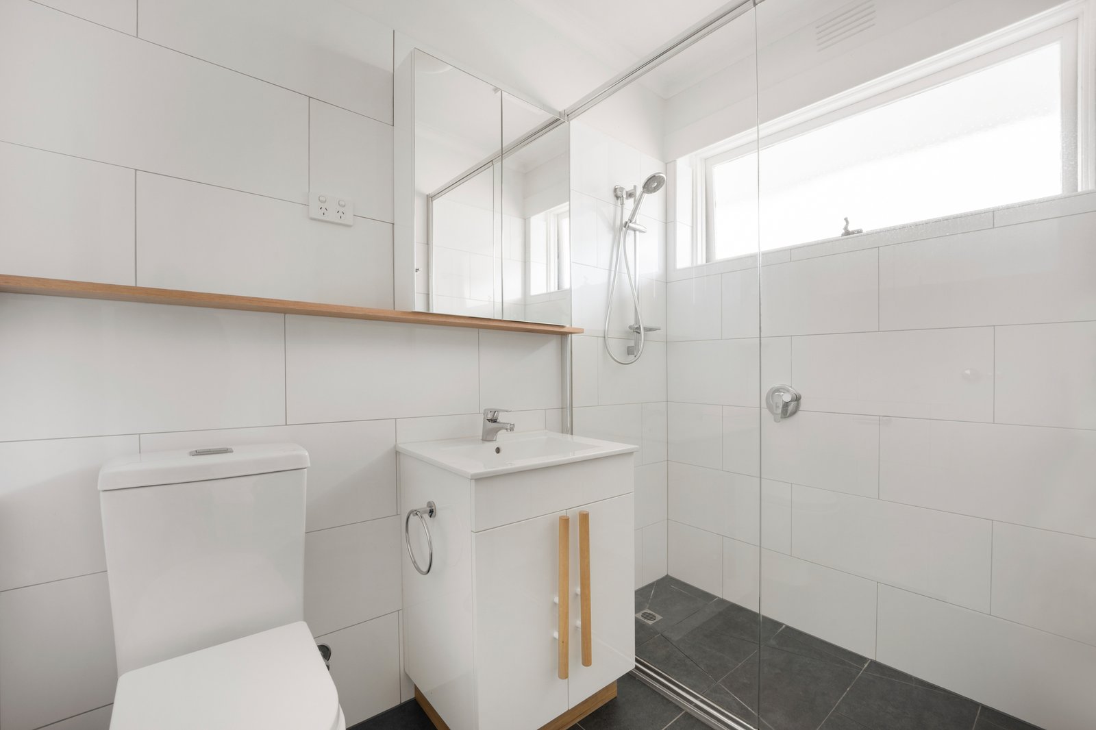 Real Estate and Property in 8/20 Walsh Street, South Yarra, VIC