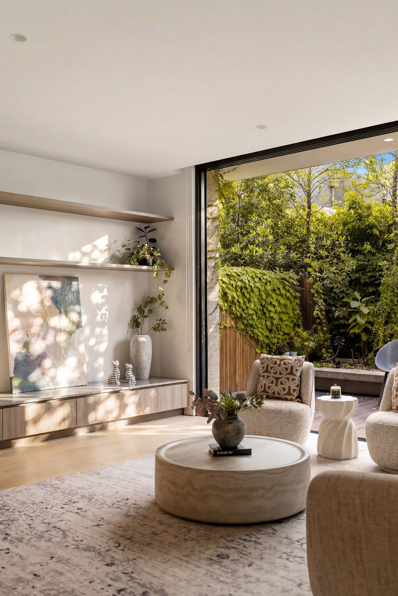 Gallery: 8/200 Cotham Road
