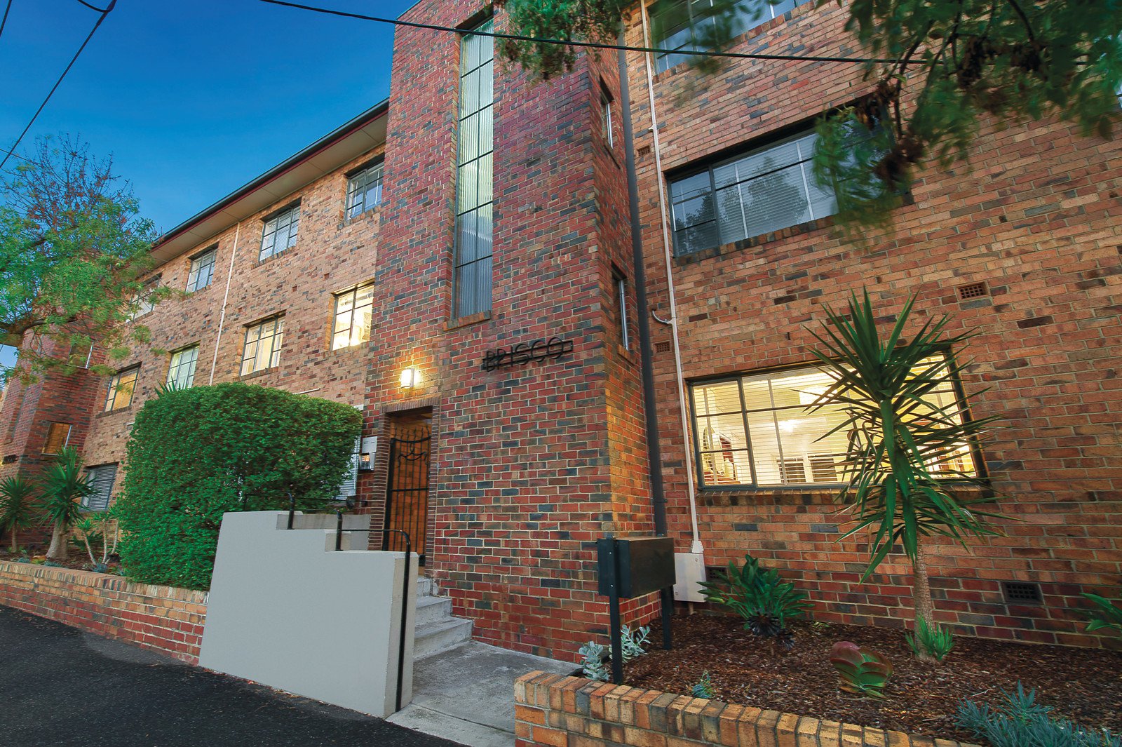 8/203 Brighton Road, Elwood, VIC