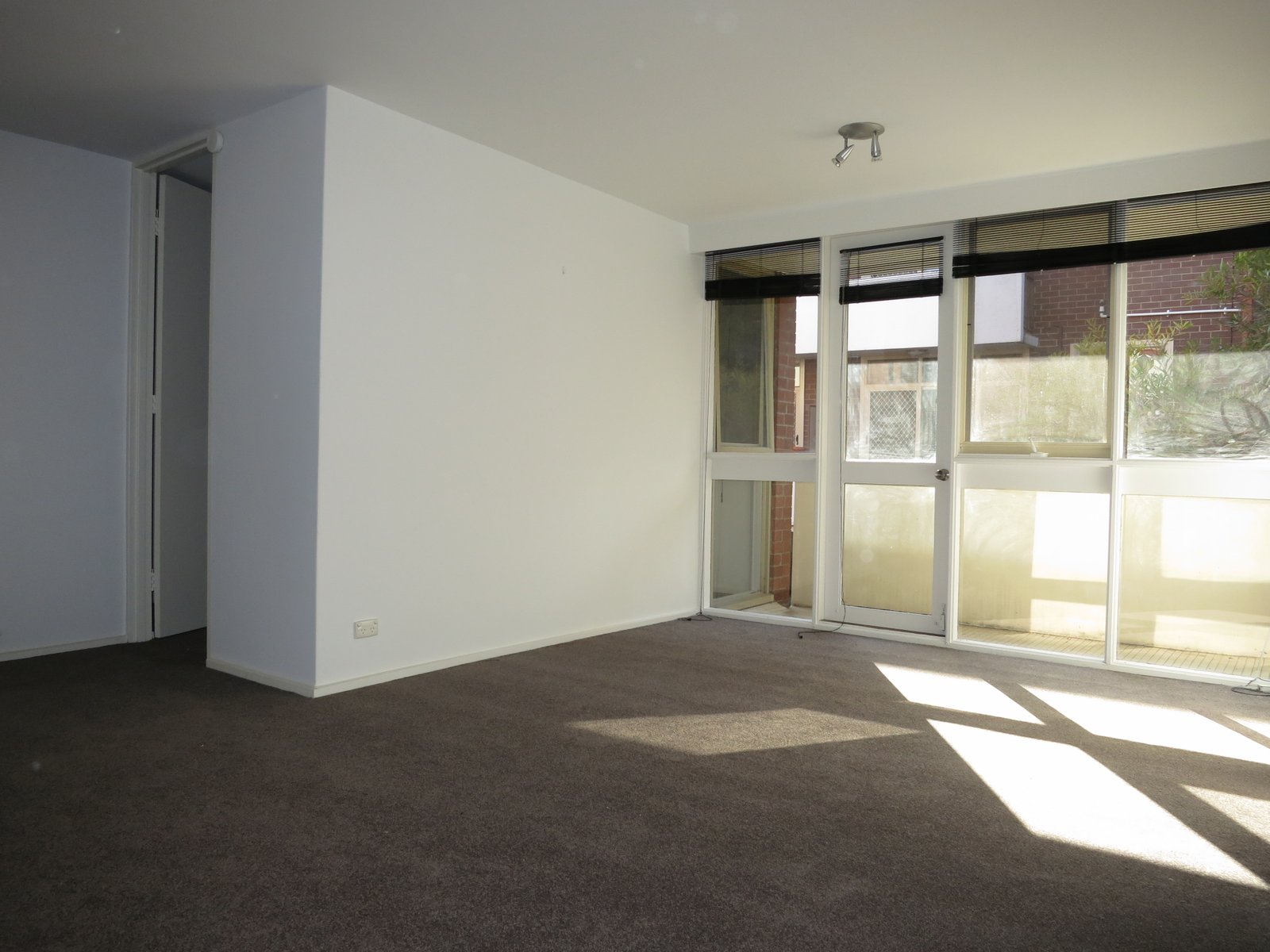 Gallery: 8/207 Canterbury Road