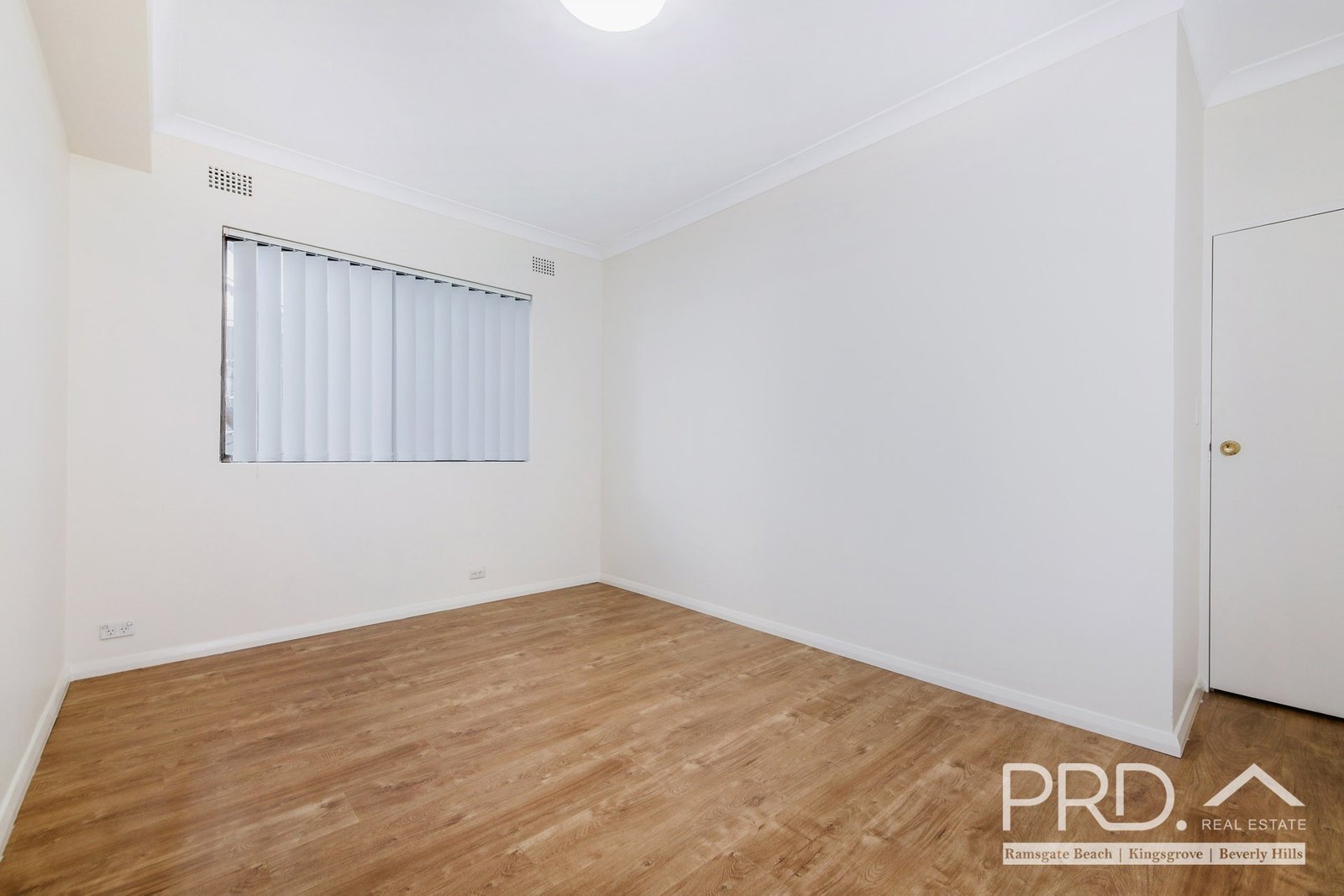 8/21-23 Bruce Street BRIGHTON-LE-SANDS 5