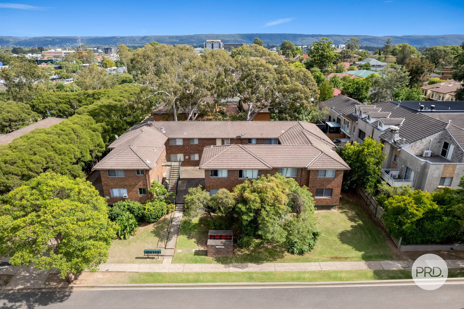 8/21-23 Haynes Street PENRITH 1