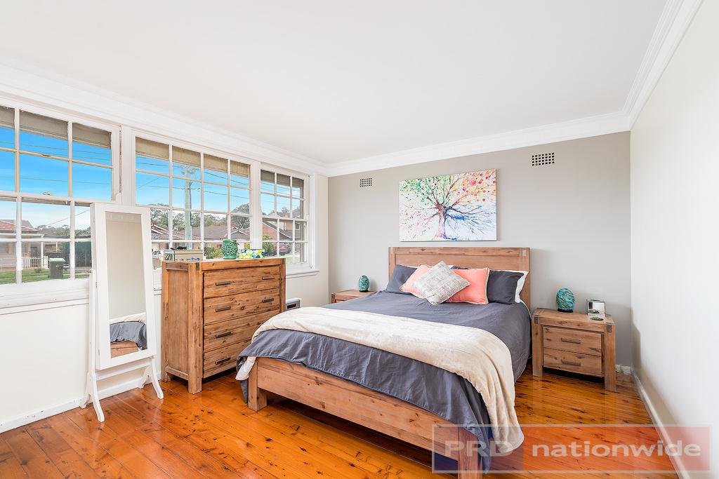 821 Henry Lawson Drive PICNIC POINT 3