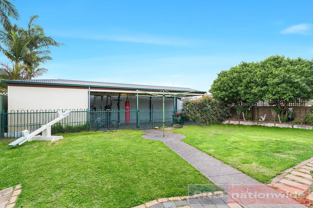821 Henry Lawson Drive PICNIC POINT 8