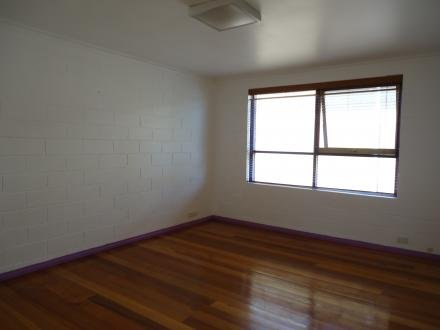 Gallery: 8/21 Roydon Street
