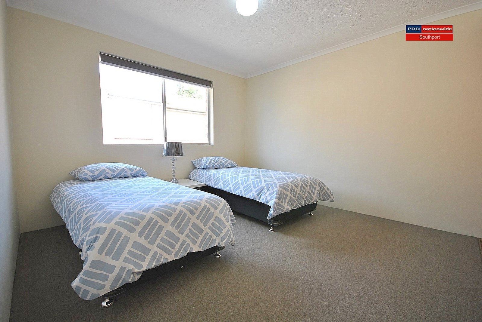 8/210 Scarborough Street SOUTHPORT 9