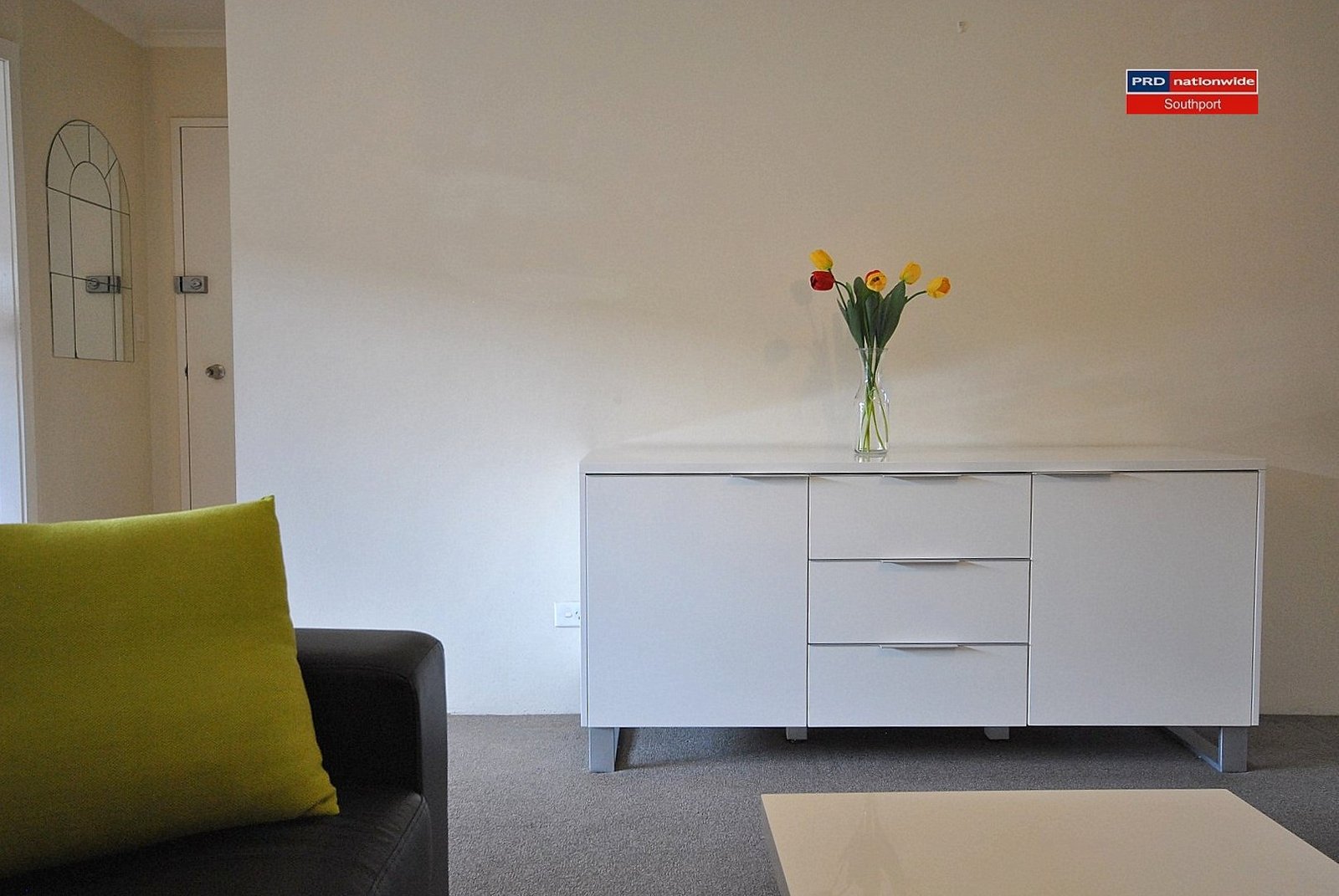 8/210 Scarborough Street SOUTHPORT 12