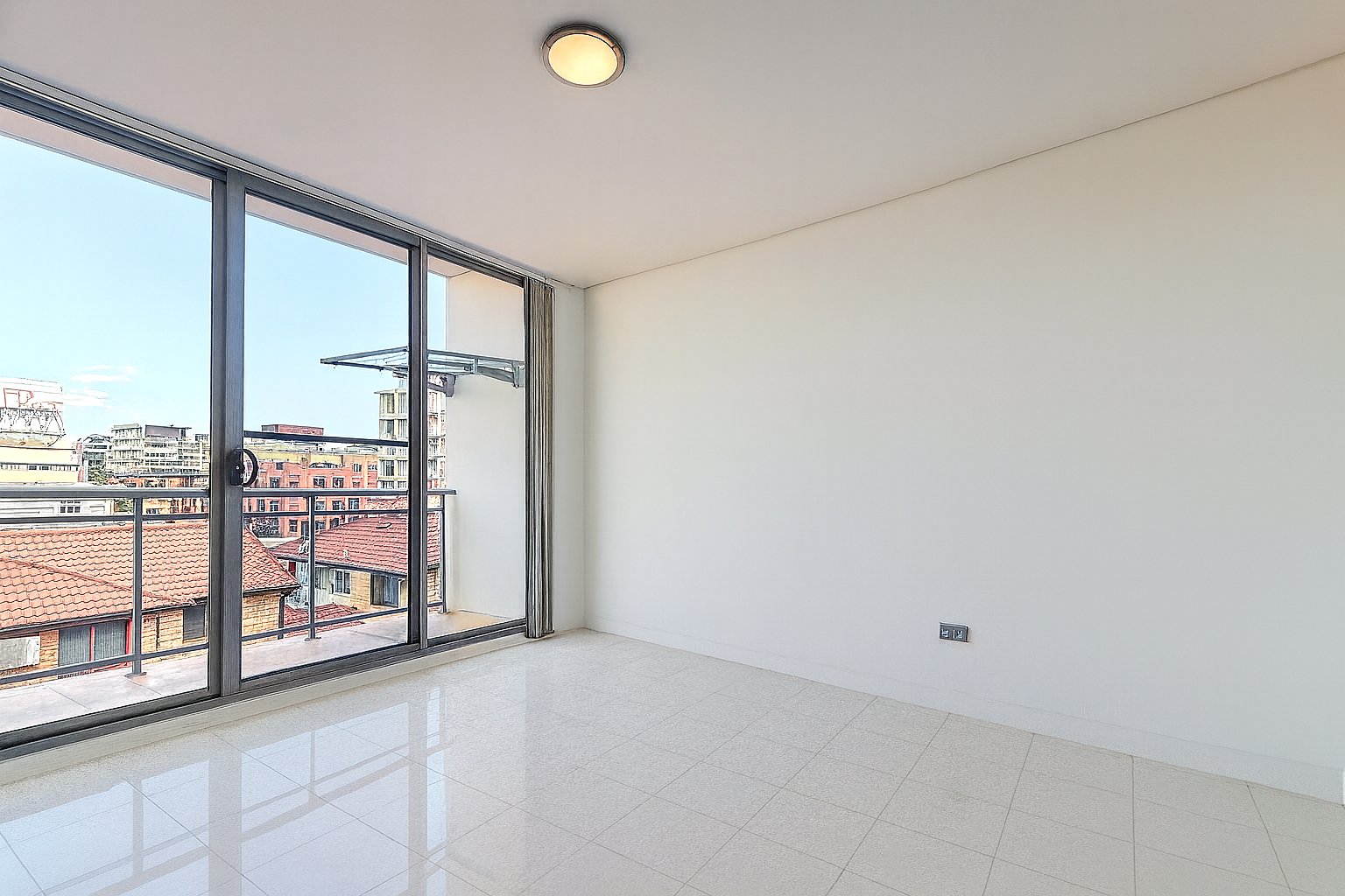 82/12 Bathurst Street LIVERPOOL 4