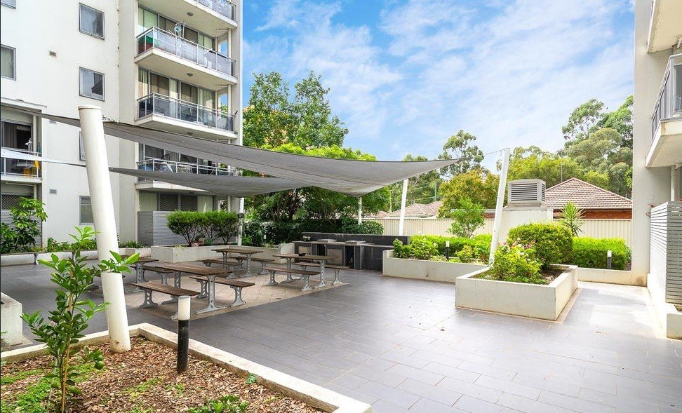 82/12 Bathurst Street LIVERPOOL 9