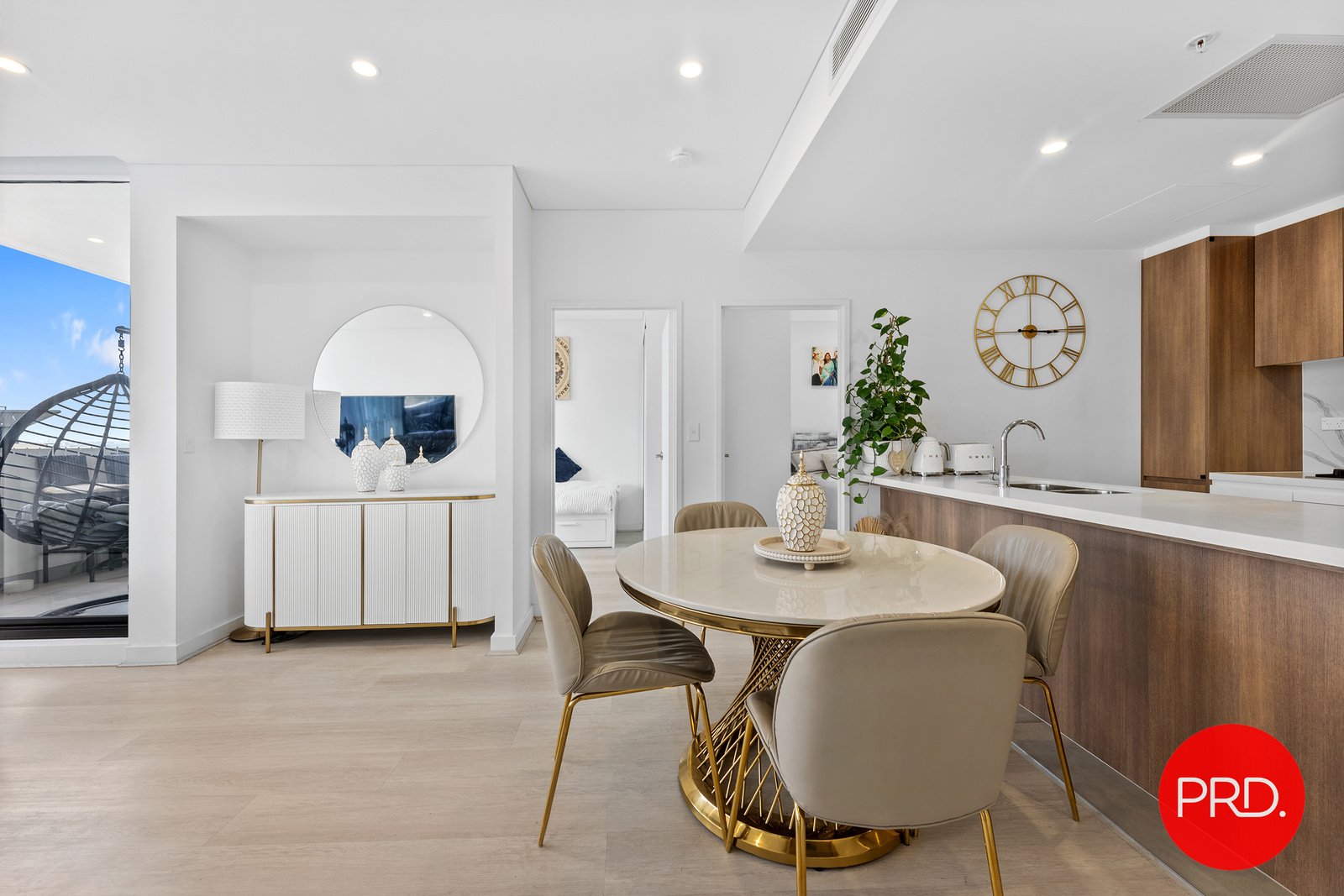 821/93 Regent Street KOGARAH 5