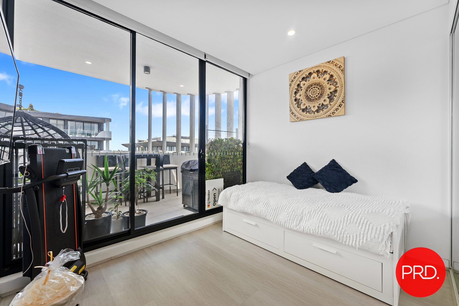 821/93 Regent Street KOGARAH 7