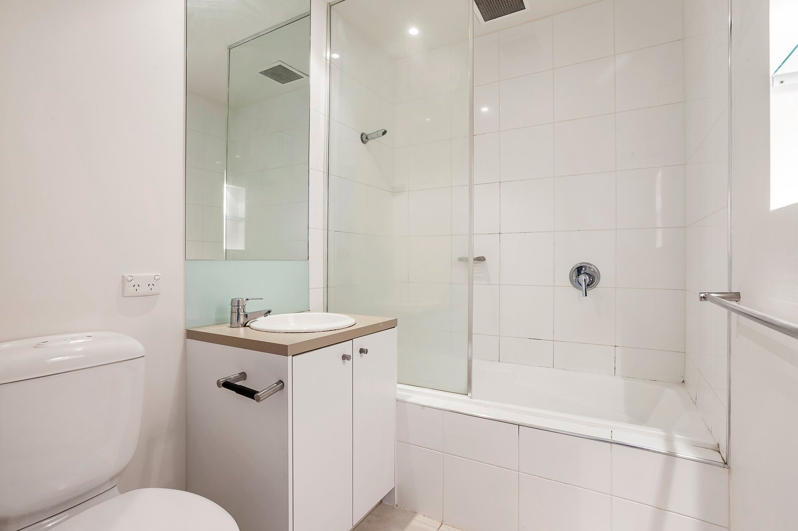 Real Estate and Property in 8/22-24 Leopold Street, South Yarra, VIC