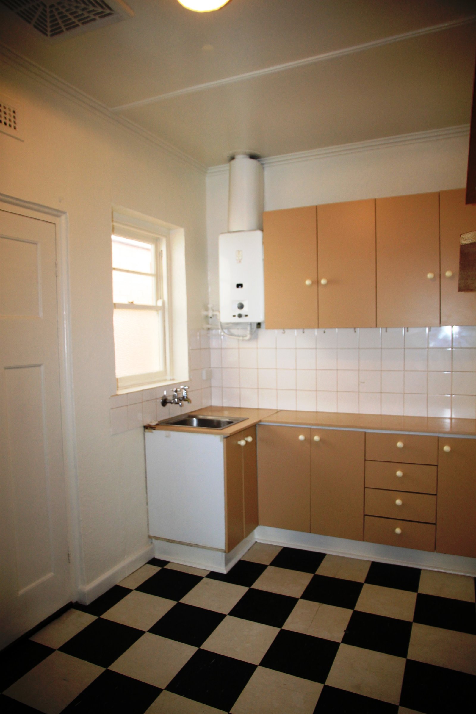 Gallery: 8/22 Inkerman Street