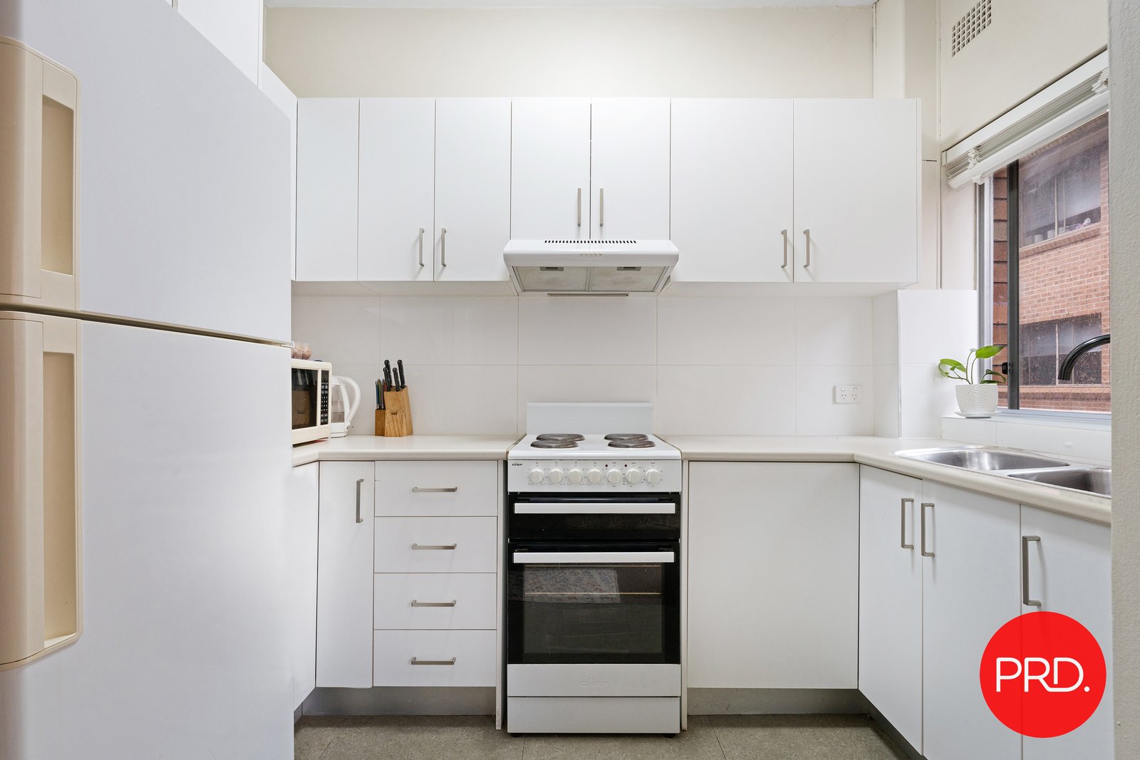 8/22 Paine Street KOGARAH 2