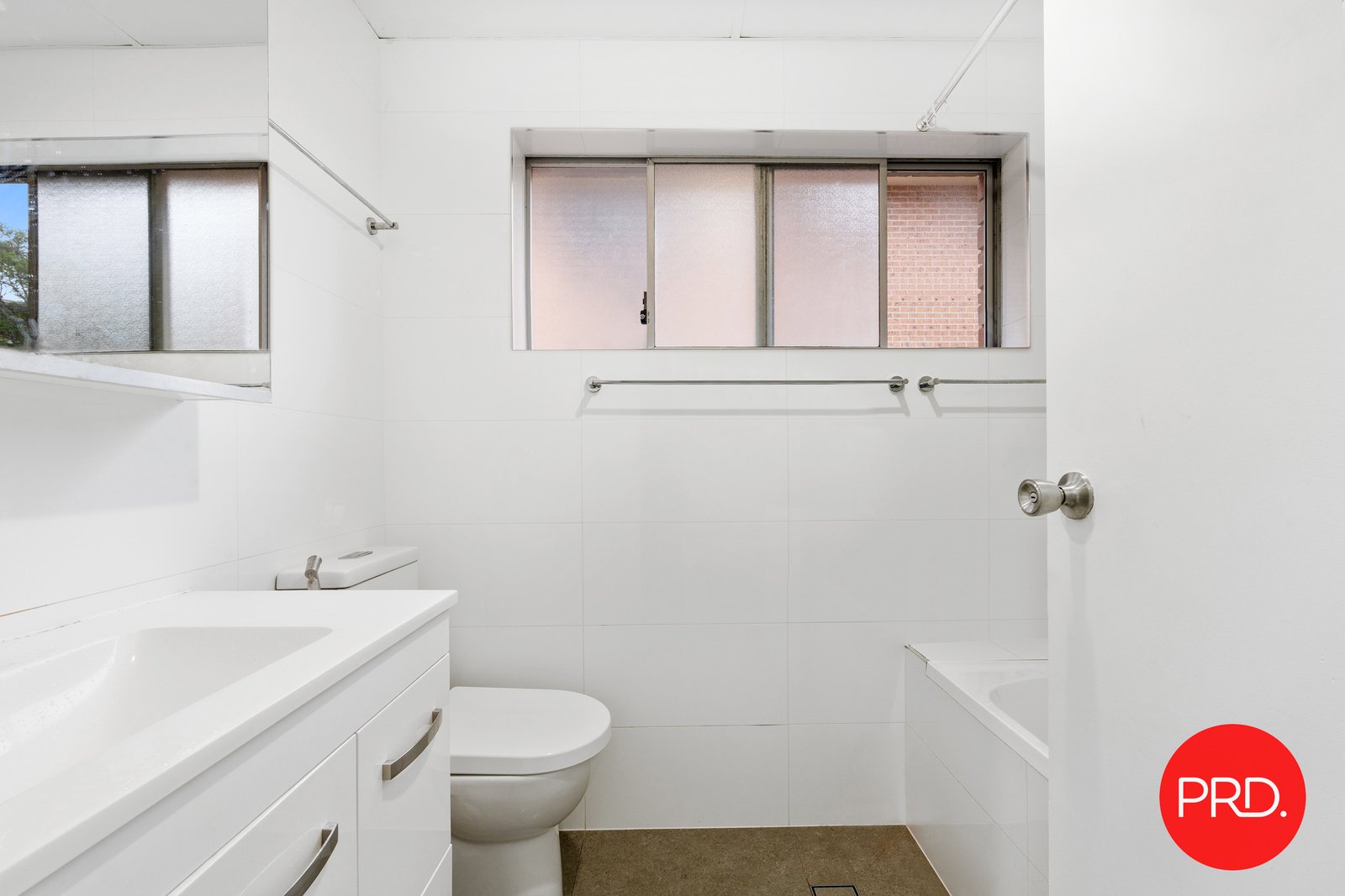 8/22 Paine Street KOGARAH 7