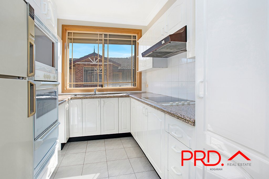 8/228 Woniora Road SOUTH HURSTVILLE 3