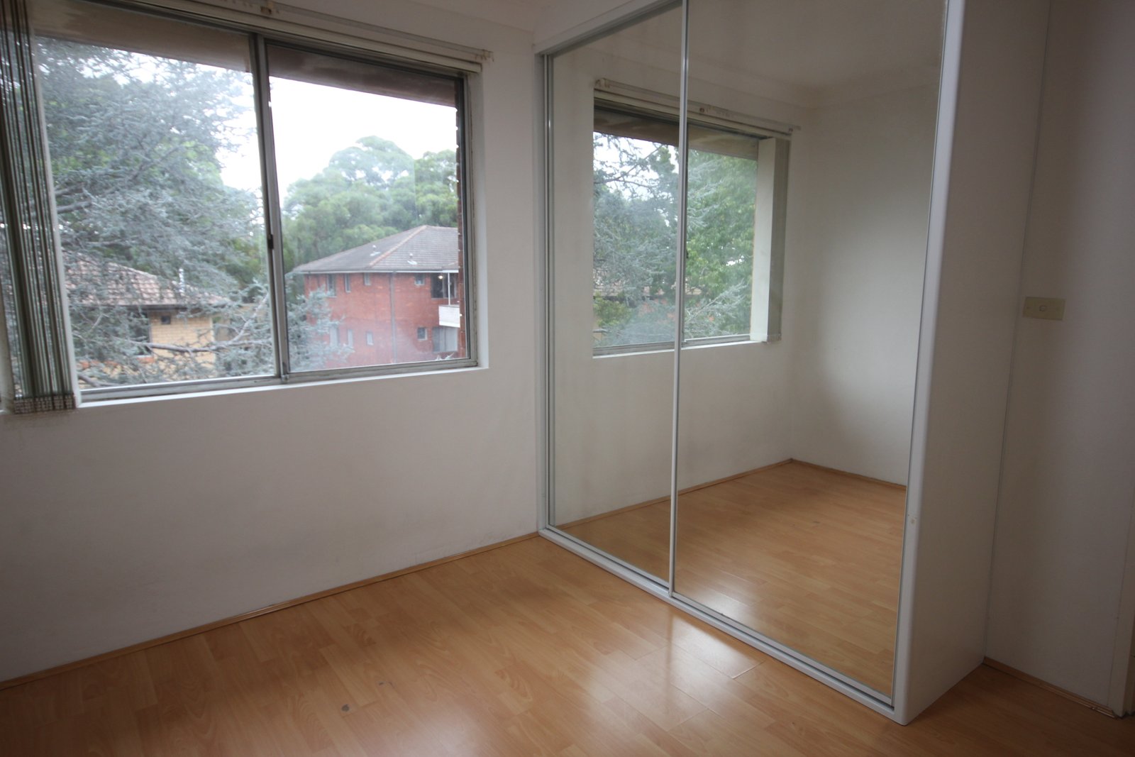 8/23-25 Bellevue Parade HURSTVILLE 5