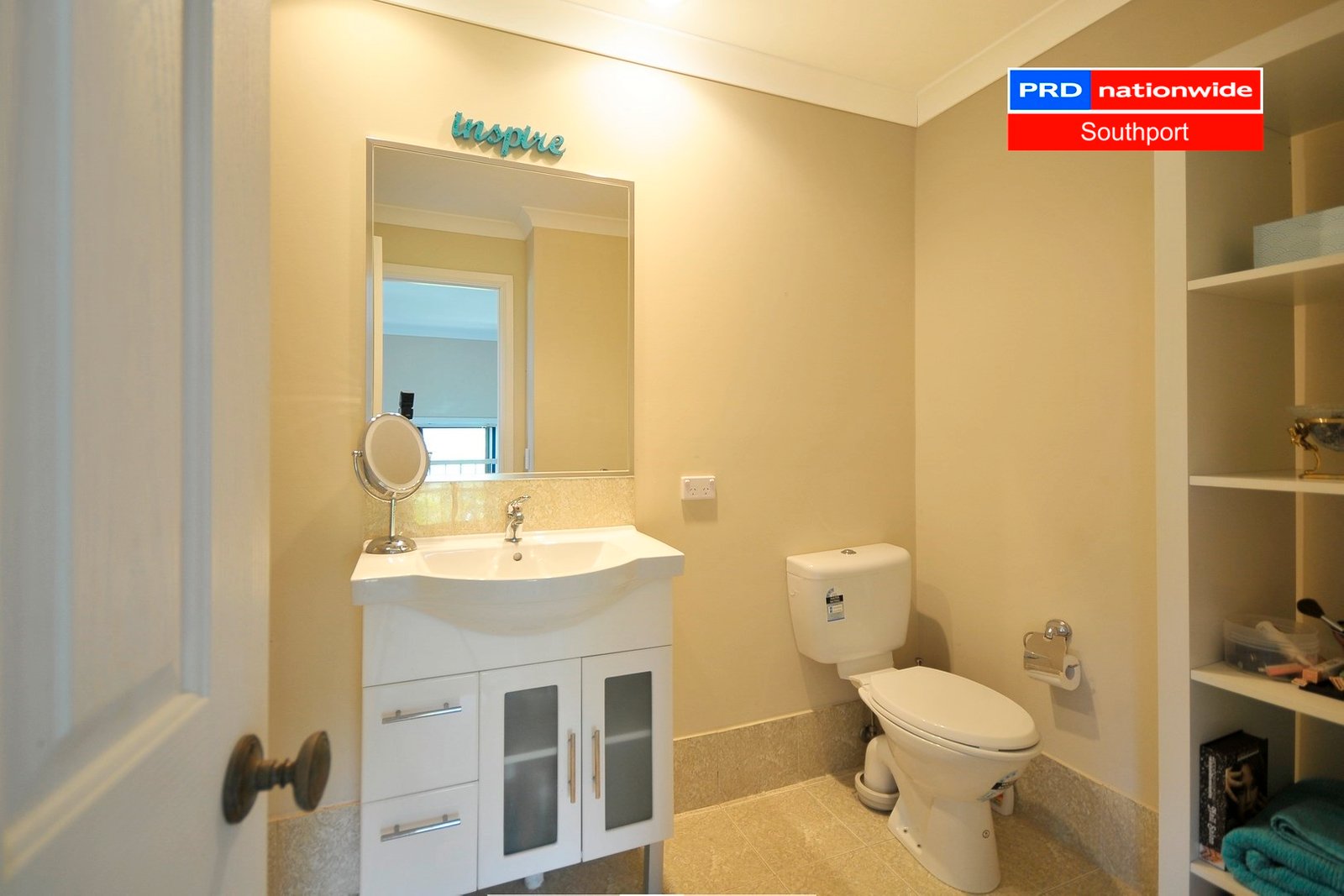 8/23 Bourton Road MERRIMAC 4