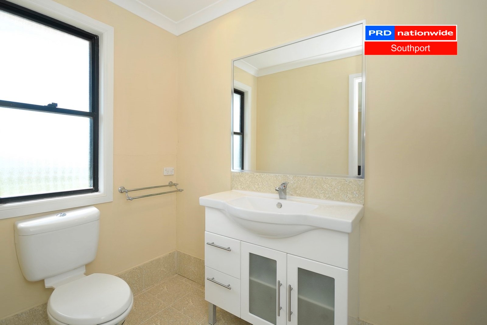 8/23 Bourton Road MERRIMAC 7