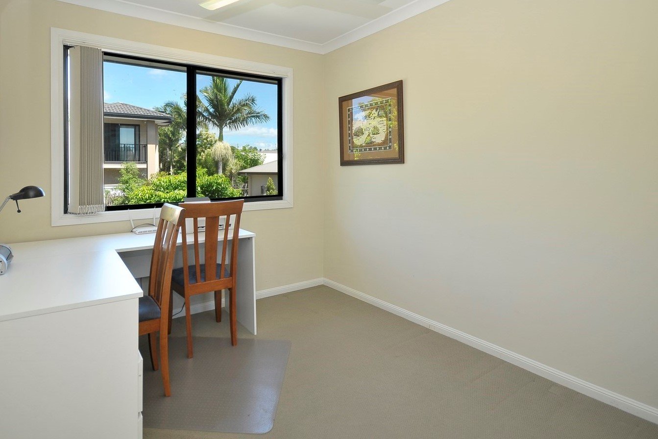 8/23 Bourton Road MERRIMAC 6