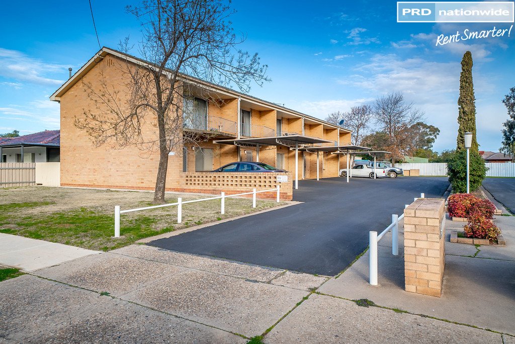 8/23 Day Street WAGGA WAGGA 1