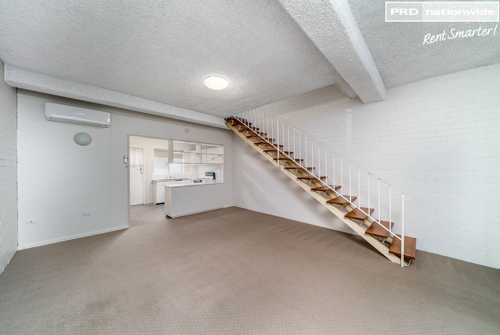 8/23 Day Street WAGGA WAGGA 3