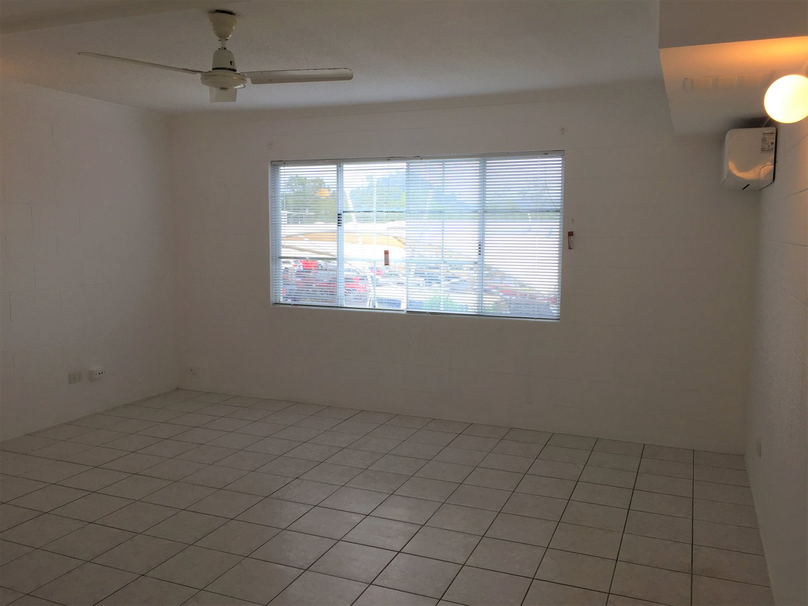 82/3 Eshelby Drive CANNONVALE 2